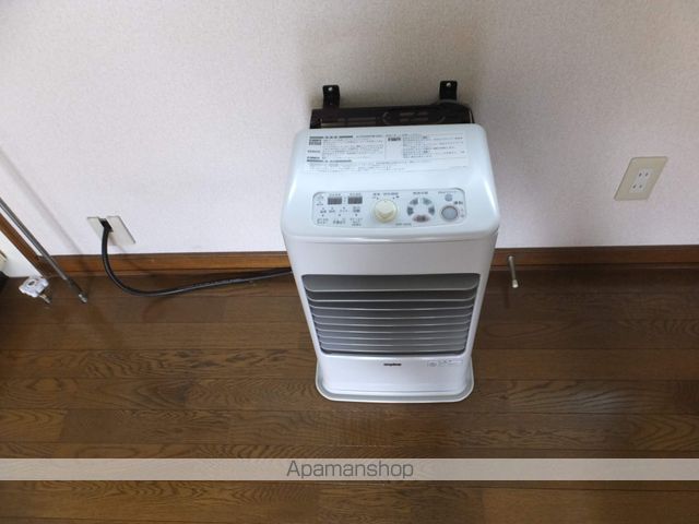 サンコート栄通13Aの内装写真
