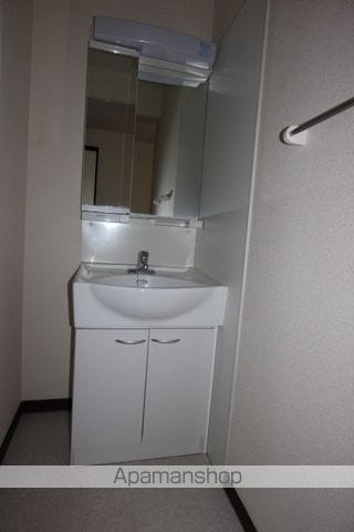 レオネクストルーエン岩畠の内装写真