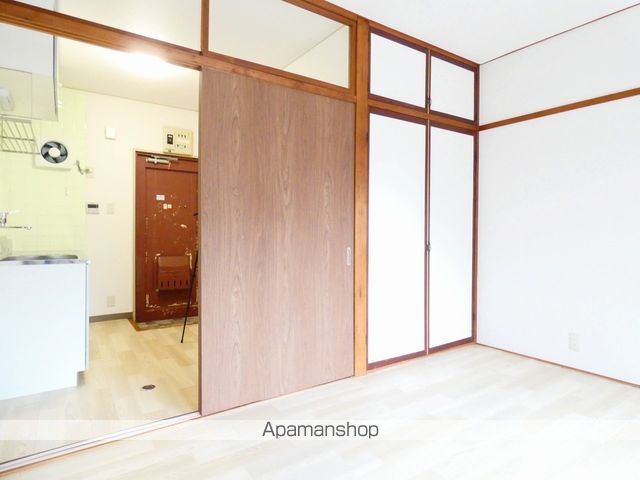 コーポ橋羽の内装写真