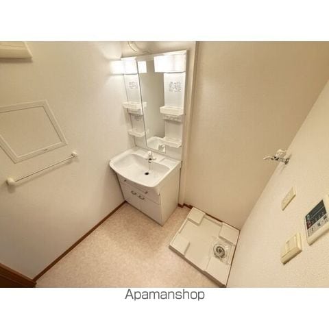 チェスナットハ−トI.の内装写真