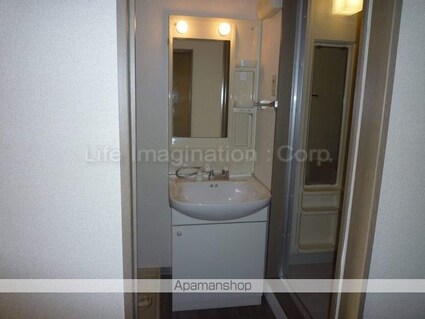 フローラルコート[1LDK/39.6m2]の洗面所