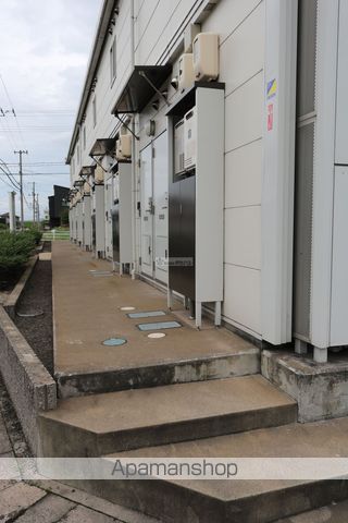 レオパレスボニータの玄関写真