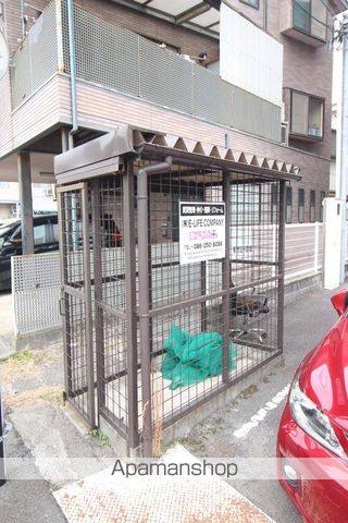 岸本第2マンションの外観写真