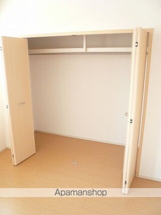 シルバーストン　Ⅲ[2LDK/64.51m2]の収納