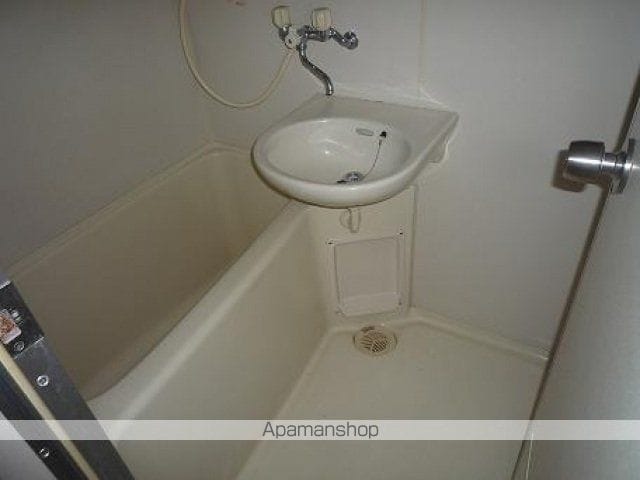 エクセルタナカの内装写真
