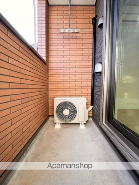 ヴェルソー有本Ⅱ[2LDK/64.56m2]のバルコニー