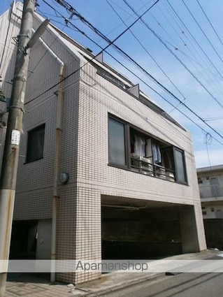 マンションＦＥＡＳＴ[1K/18.5m2]の外観3