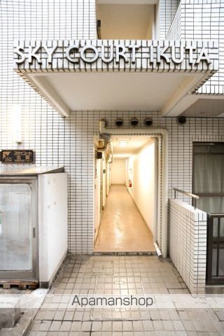 スカイコート生田の玄関写真