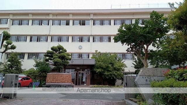 スカイハイツ春日2号館の周辺写真