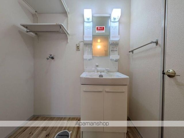 東山ハイツ B棟の内装写真