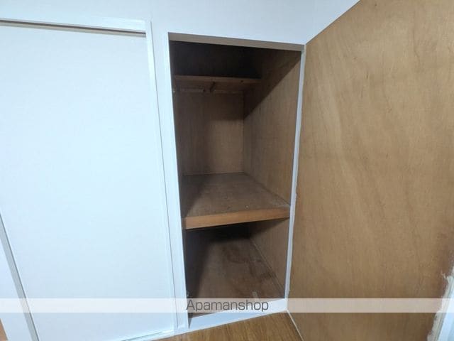 大宝 菱屋西ロイヤルハイツの内装写真