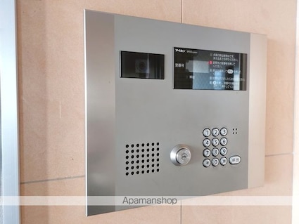 プレジール来住[2LDK/65m2]のエントランス1