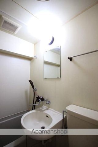 ロイヤルガーデンの内装写真