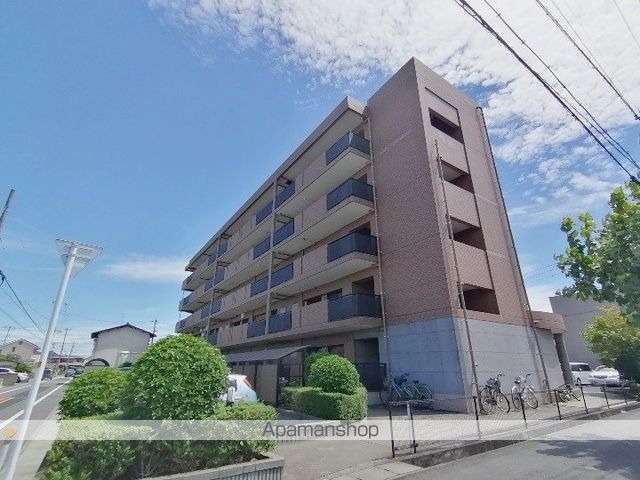 グランデ・ルミエールの外観写真