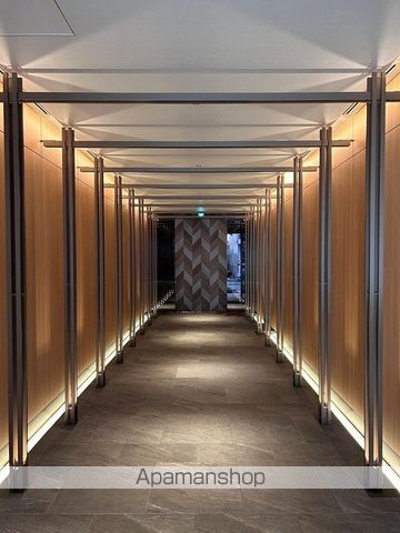 プラウドタワー名駅の玄関写真