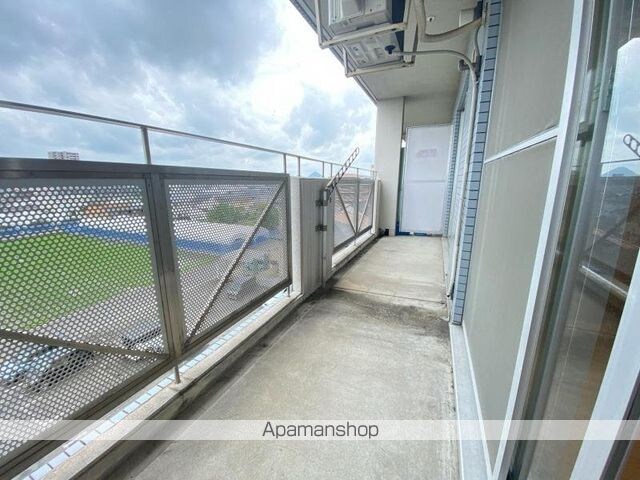 ドルフィン伏石[3LDK/70.68m2]のバルコニー