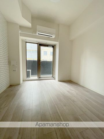 プレサンス松屋町ヴィゴラスの内装写真