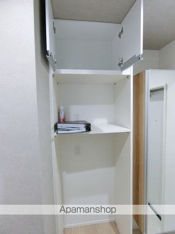 シーエムアンイーストの内装写真