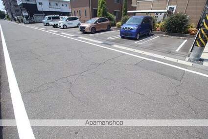 シャレオ[1LDK/37.13m2]の駐車場