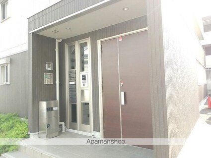 ヒールコート[1K/32.18m2]のエントランス