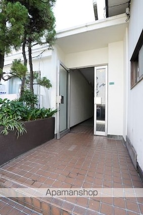 東京都中野区弥生町５丁目[1K/20.78m2]のエントランス1