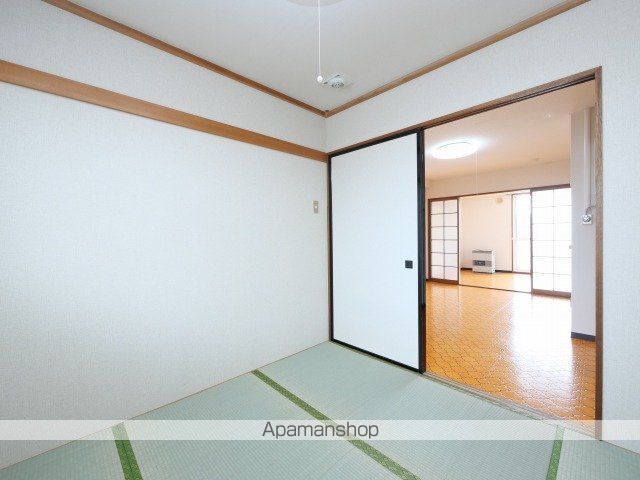 石橋ハイツIの内装写真