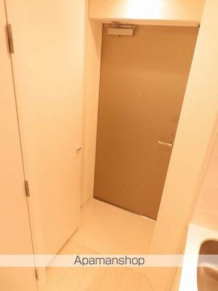 Ｂｅｖｅｒｌｙ　Ｈｏｍｅｓ　下赤塚[1K/27.09m2]の玄関