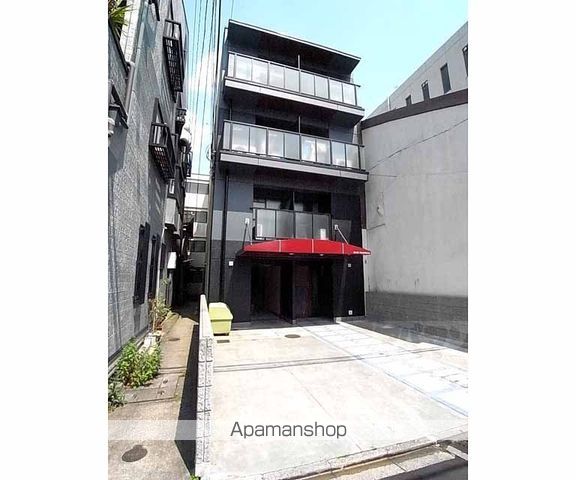 バース山川の外観写真