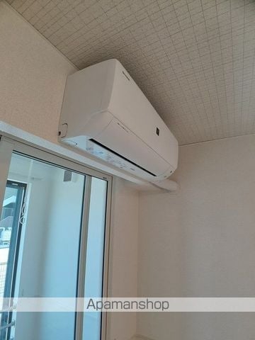 リヴェール西庄IIの内装写真
