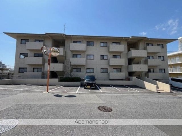 ヴェルテ皆賀の外観写真