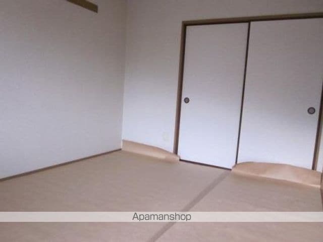 グランハイツ味生の内装写真