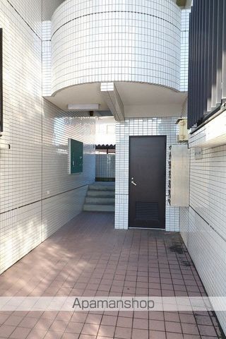潮彩マンションの玄関写真