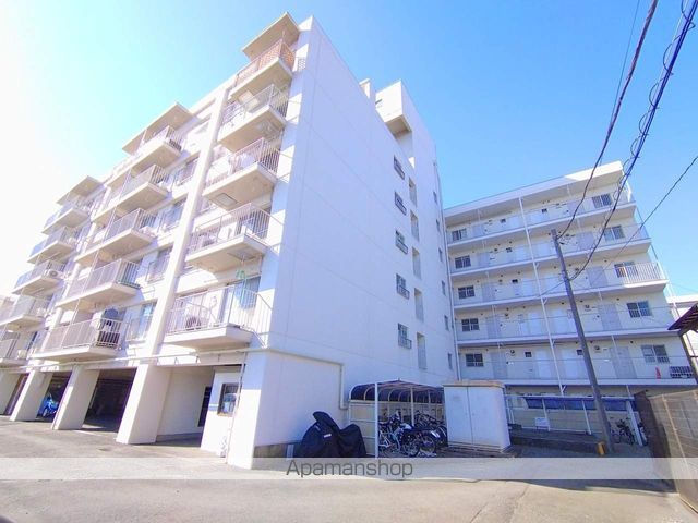 岩崎マンションの外観写真