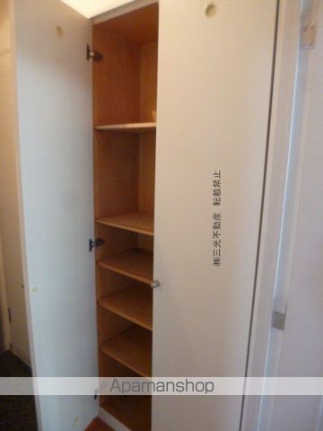 ARMS美術館通Iの内装写真