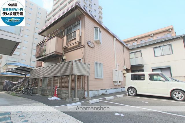 コーポバンボーB棟の外観写真
