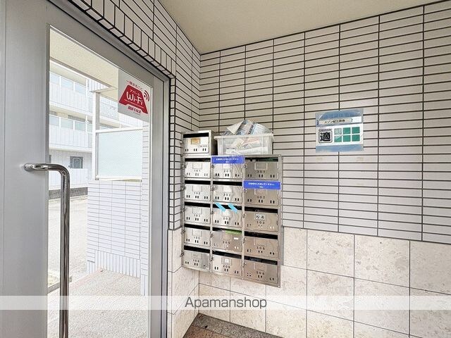 和歌山県和歌山市紀三井寺[1K/25.14m2]の共用部1