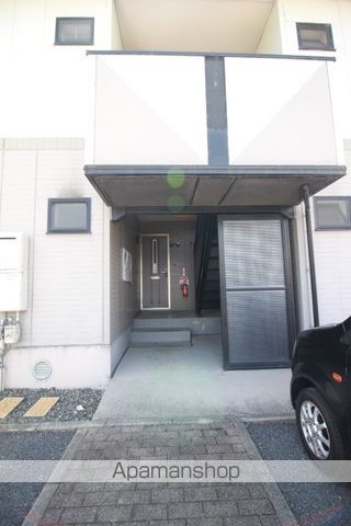 BAY LEAFの玄関写真
