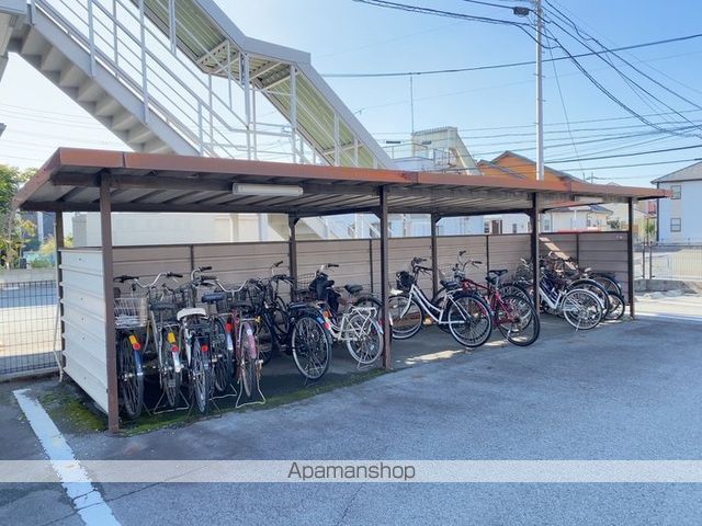 アイツーハイツの内装写真
