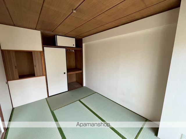 星和伊勢原マンションの内装写真