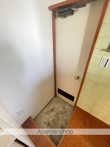 秦野市 2階建 築35年の内装写真