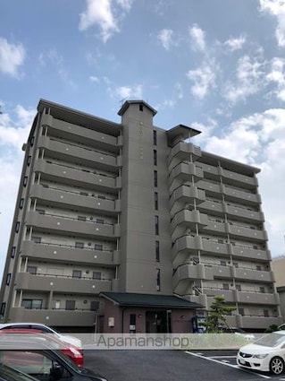 クローバーハイツⅢ[1K/25m2]の外観1