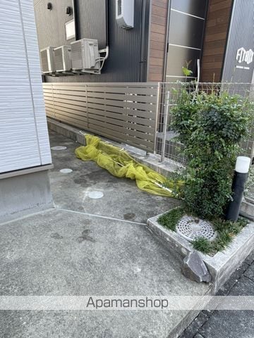 レインボーティアラの玄関写真