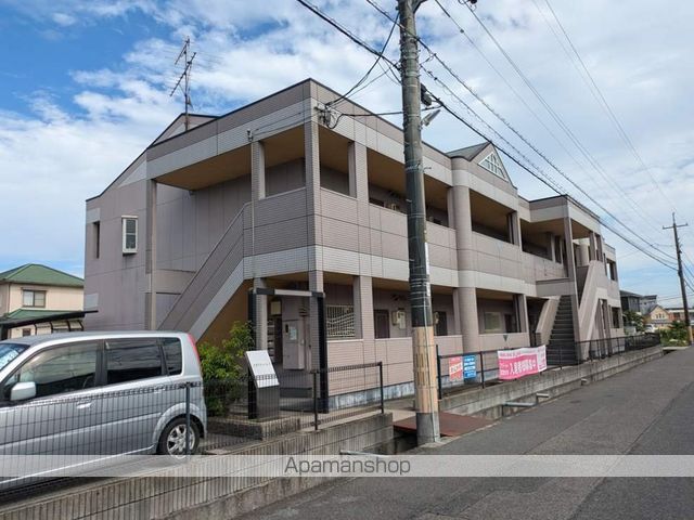 クオリティパレスの外観写真