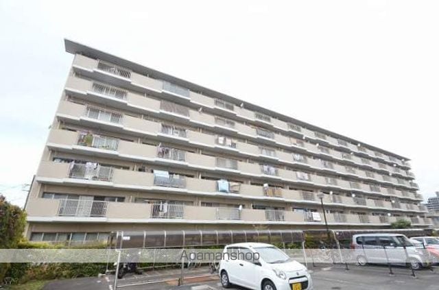ファミール広島 A棟の外観写真