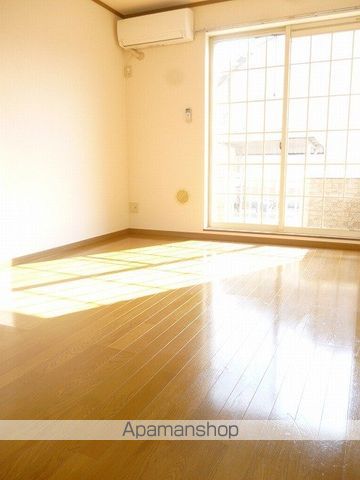 アーバンクレスト伏見Aの内装写真