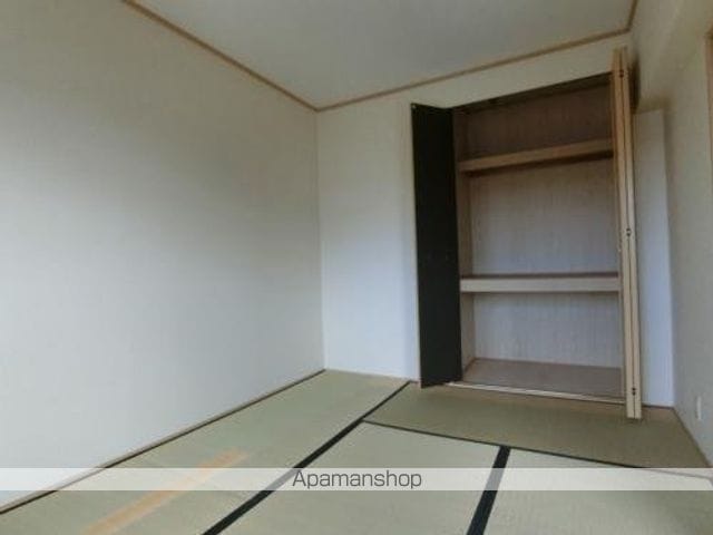 ネオパレス長者原の内装写真