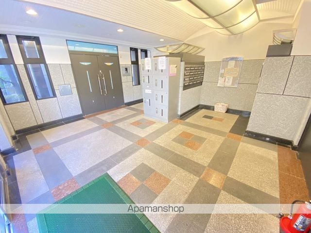ワイズフィールドの玄関写真
