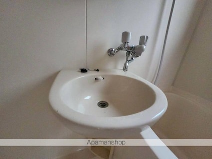 セゾン宝山[2K/34.78m2]の洗面所