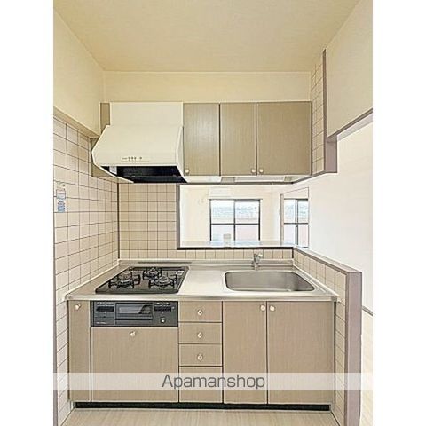 ヒルズ丸和の内装写真