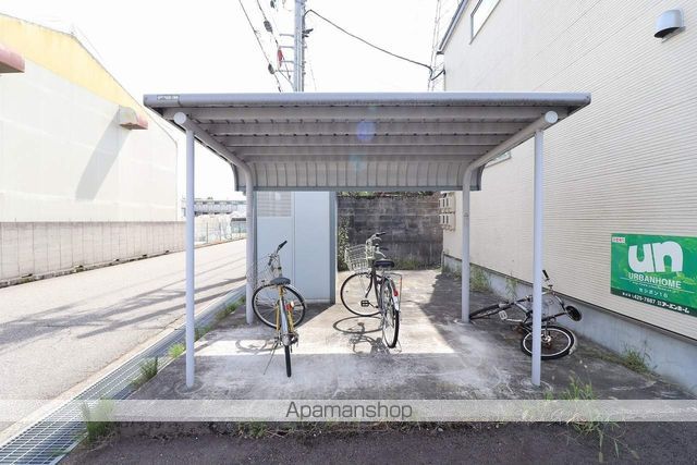 セシボン16の外観写真